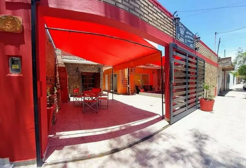 Hotelli Roble Ll