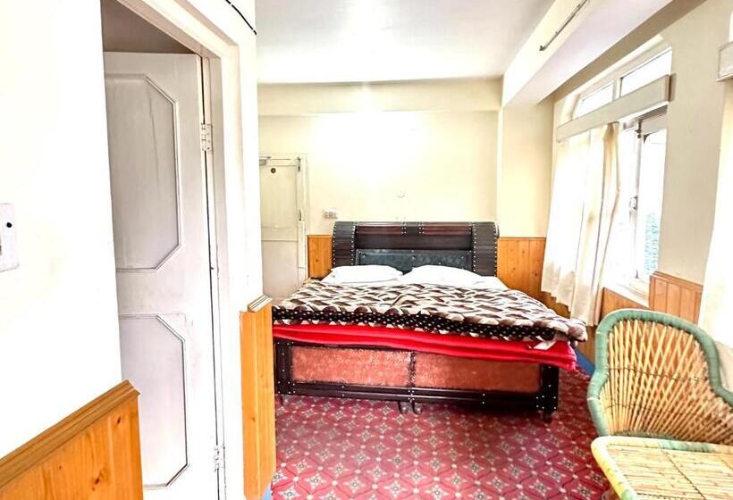 בית מלון כפרי Shivling View