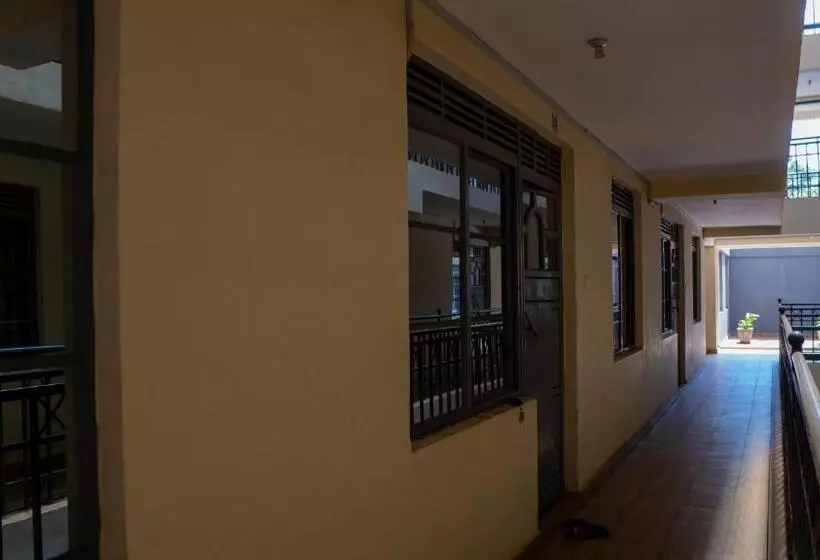 پانسیون Cassabella Apartment, Opposite Metropark