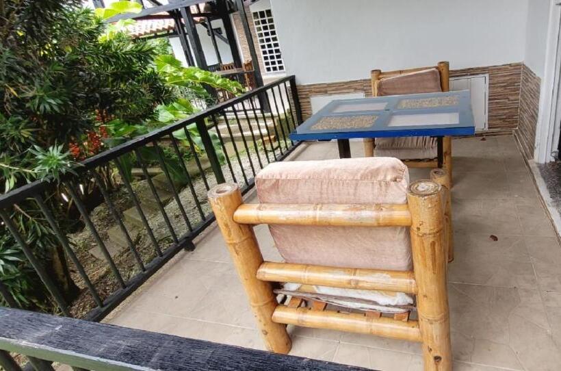 هاستل Chalet La Promesa