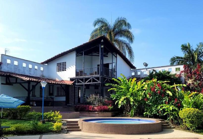 هاستل Chalet La Promesa