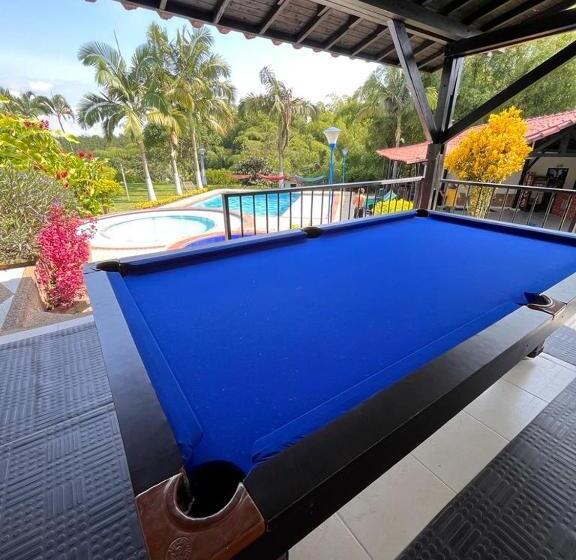 هاستل Chalet La Promesa