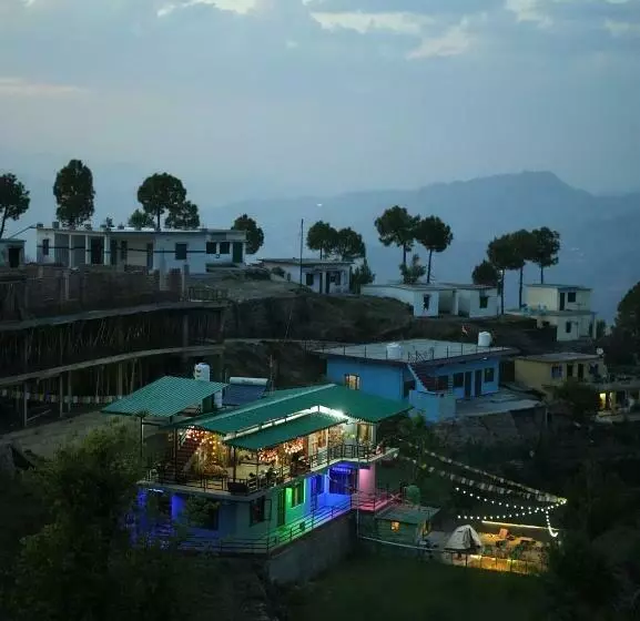 ユースホステル Vibestay   Kasar Devi Homestay