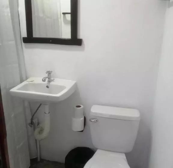 Hotelli Chale S House