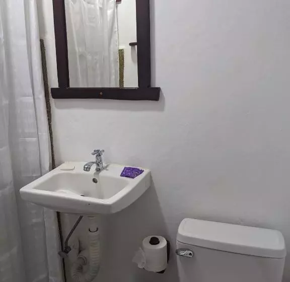 Hotelli Chale S House