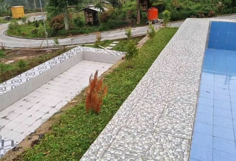 Hotelli Express O 91843 Bbs Villa Ciater