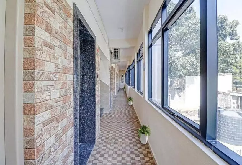 Hotelli Flagship I Care With Greenery Comforts