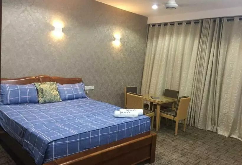 Hotel Gihans Beach