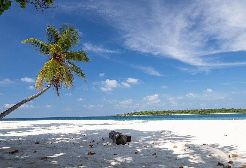 هتل Manta Reserve