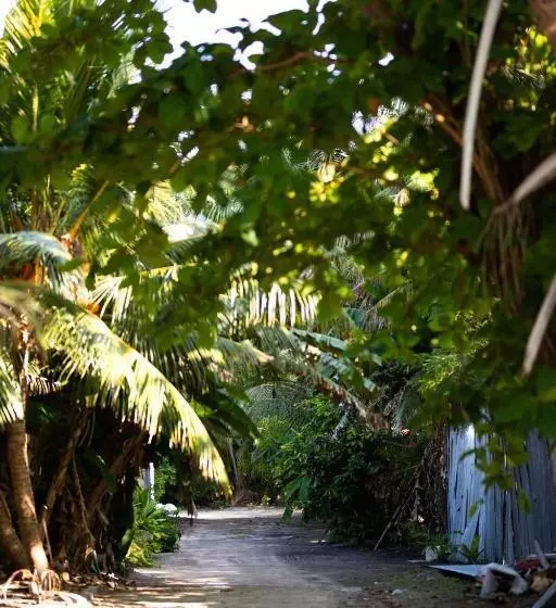 هتل Manta Reserve