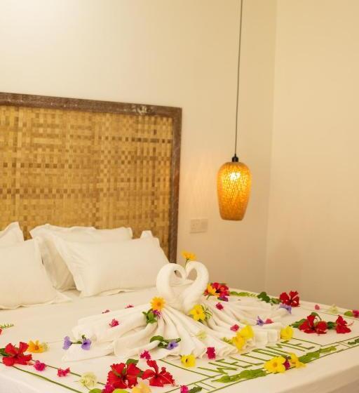 هتل Manta Reserve