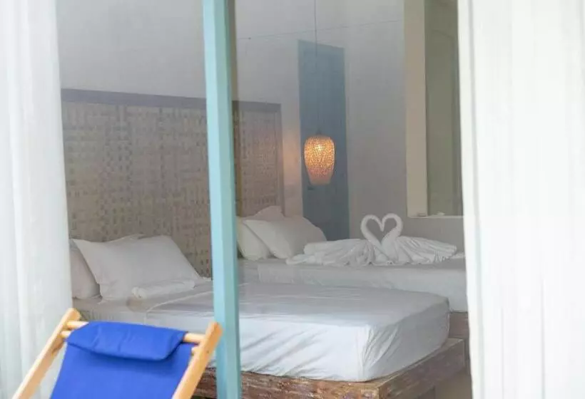 هتل Manta Reserve