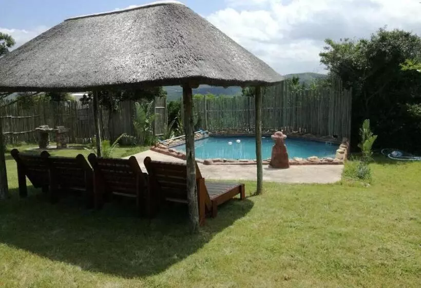 ホテル Ngwenkala Game Lodge And Safaris