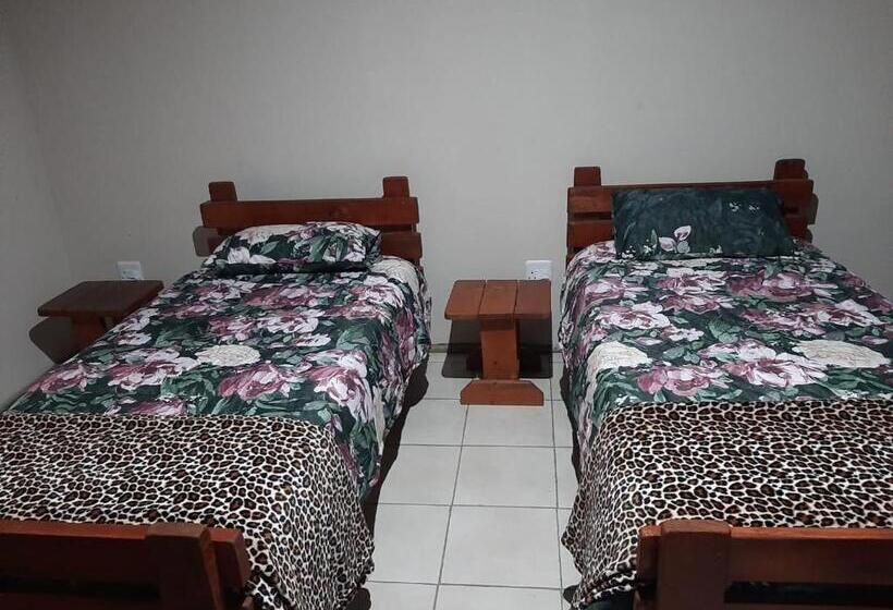 فندق Ngwenkala Game Lodge And Safaris