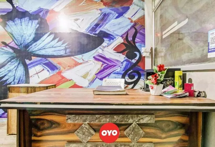 ホテル Oyo Flagship  Prince In