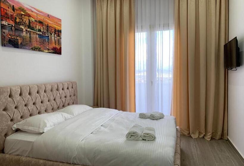 ホテル Restaurant Deso