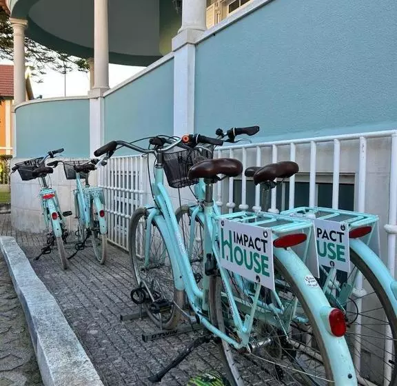 Retkeilymaja Impact Beach House