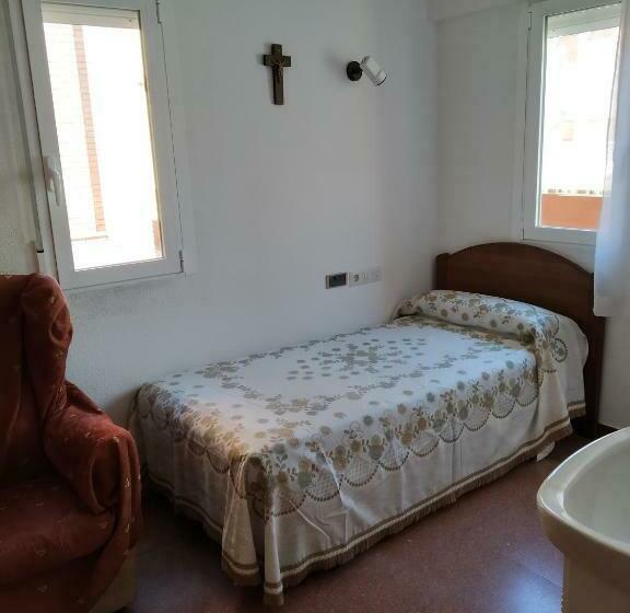 Albergue La Esperanza De La Sagrada Familia