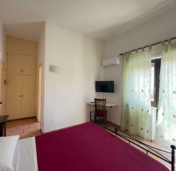 הוסטל Locanda Rosella