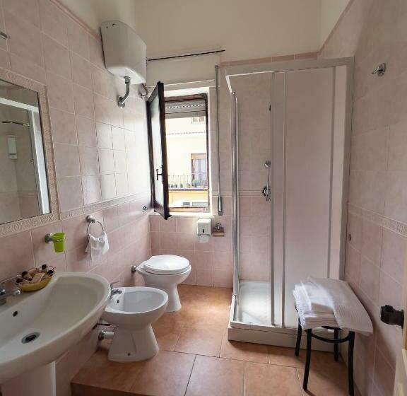 הוסטל Locanda Rosella