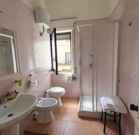 ユースホステル Locanda Rosella