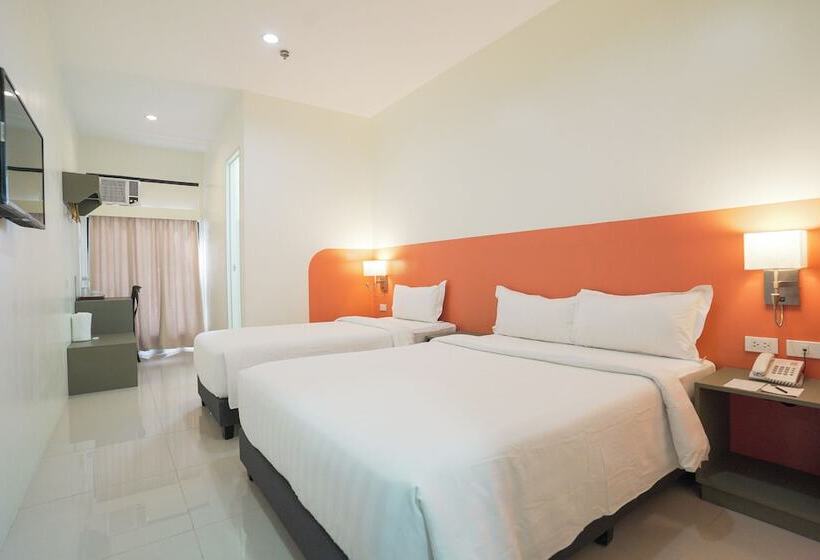 הוסטל Travelbee Airport Inn