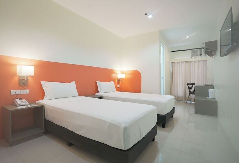 הוסטל Travelbee Airport Inn