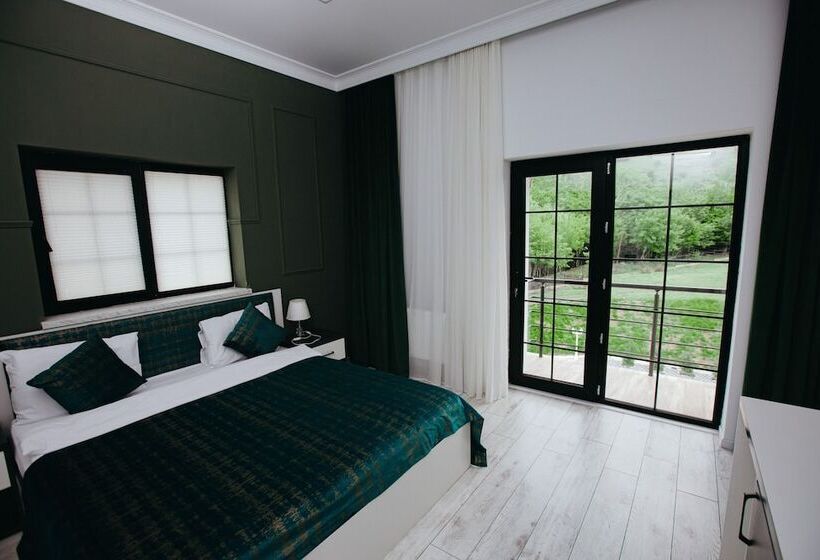 هتل Castle Resort Spa