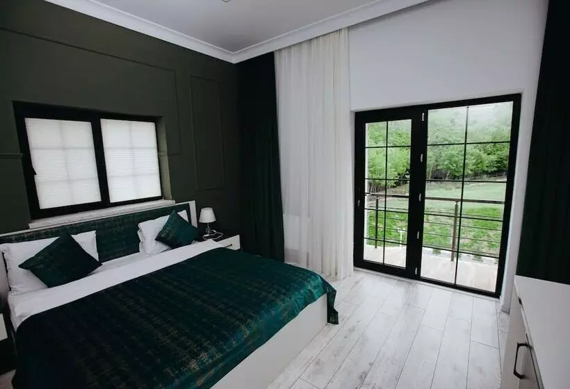 هتل Castle Resort Spa