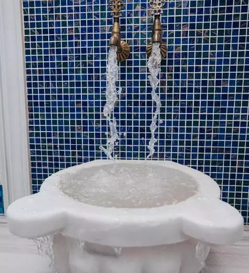 هتل Castle Resort Spa