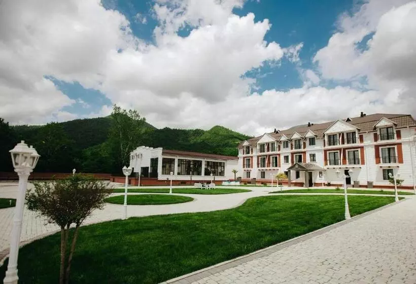 هتل Castle Resort Spa