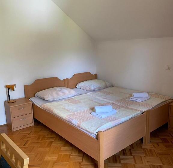 هتل Kmetija Knavs