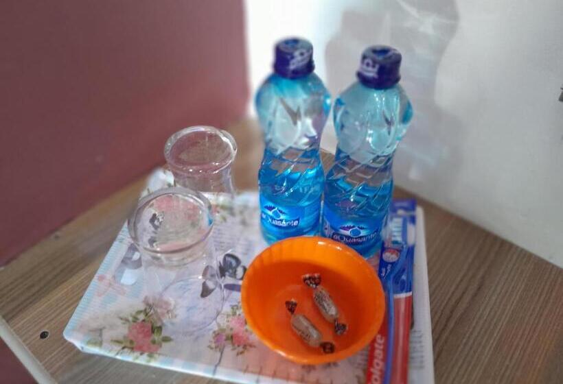 فندق على الطريق Courtyard B&b