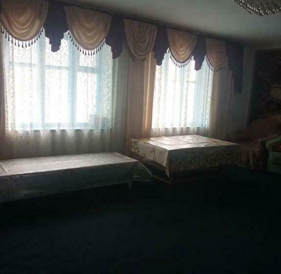 پانسیون Satina Jenish