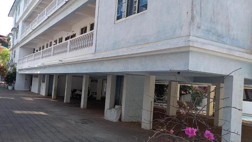 Panzió Sea Mist By Gta&h Near Sbi Bank Fort Aguada Road