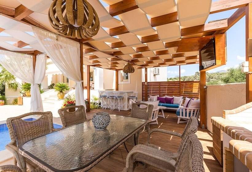 Cretan Residence Mediterranean Luxury Private Villas