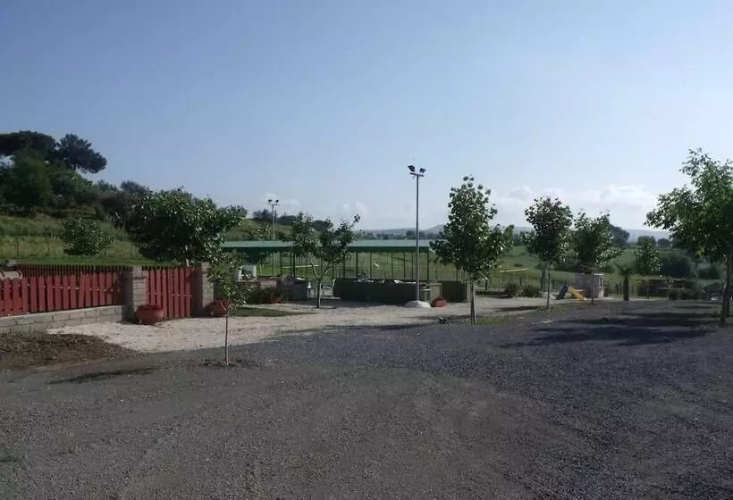 Hotelli Agriturismo Zugarelli