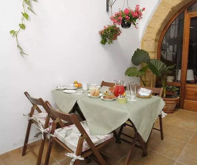 ホテル Arco Ubriaco