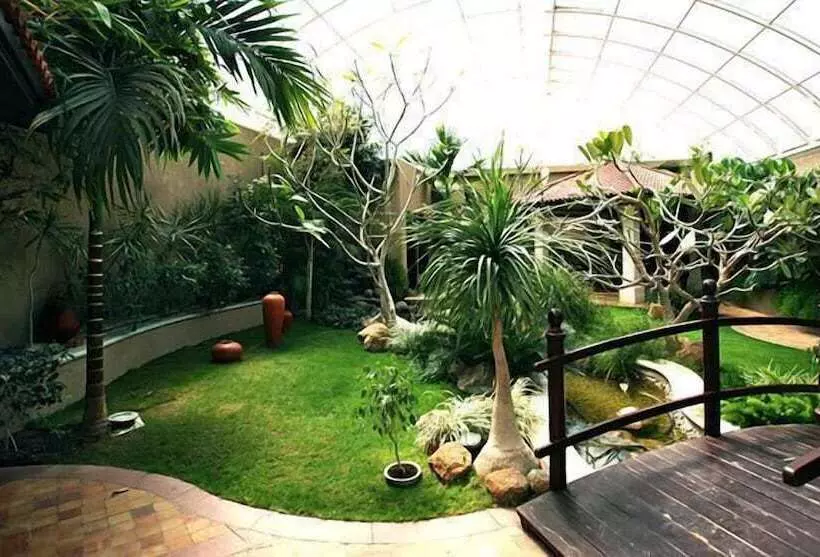 בית מלון כפרי Celestia Suites At Leonia