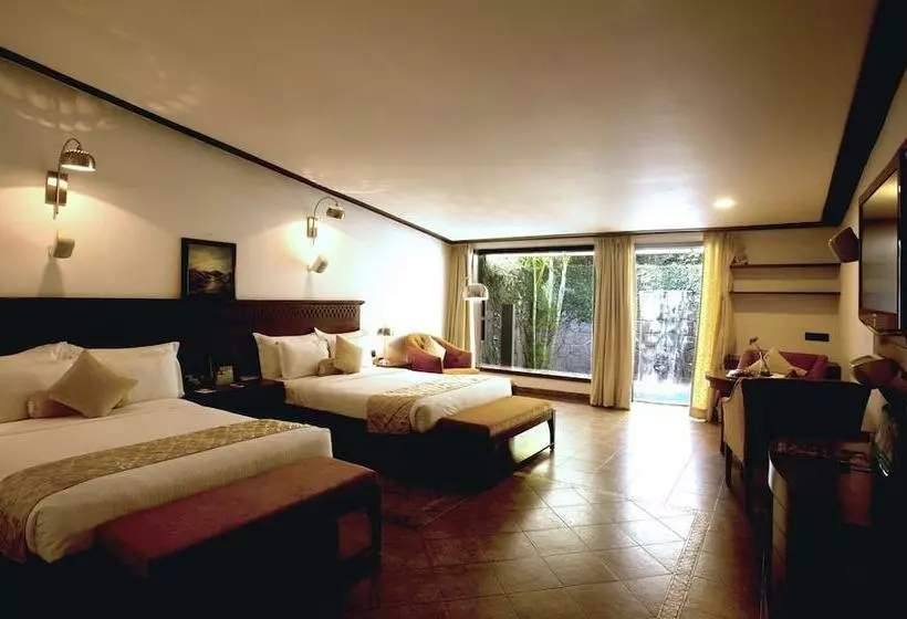 בית מלון כפרי Celestia Suites At Leonia