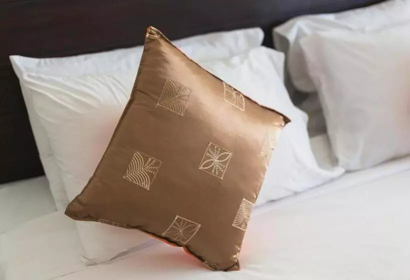 Отель Diamond Park Inn Chiangrai & Resort