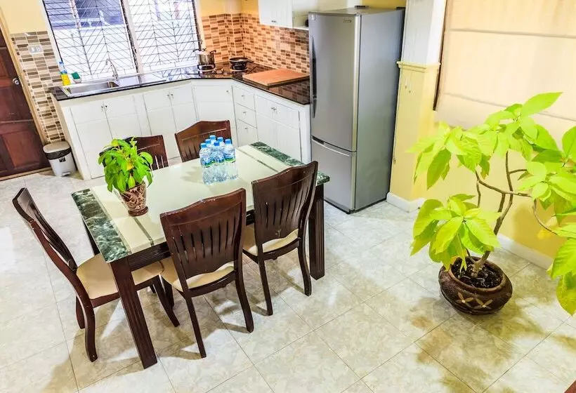 Hotel Eriksson Guesthouse