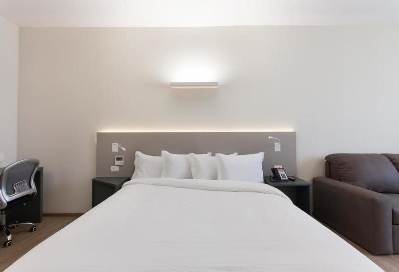 فندق Esuites Virginia Luxemburgo Bh