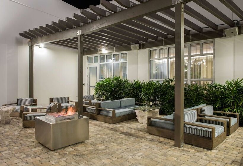 호텔 Homewood Suites By Hilton Miami Dolphin Mall