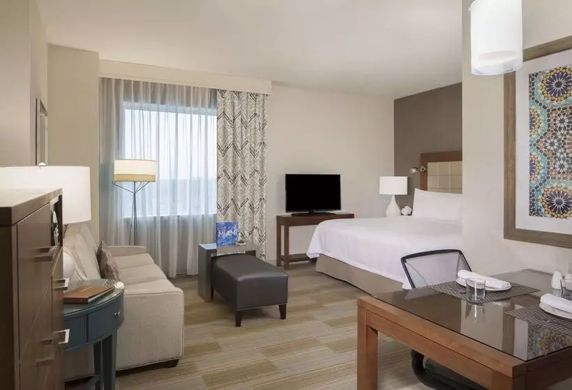 酒店 Homewood Suites By Hilton Miami Dolphin Mall