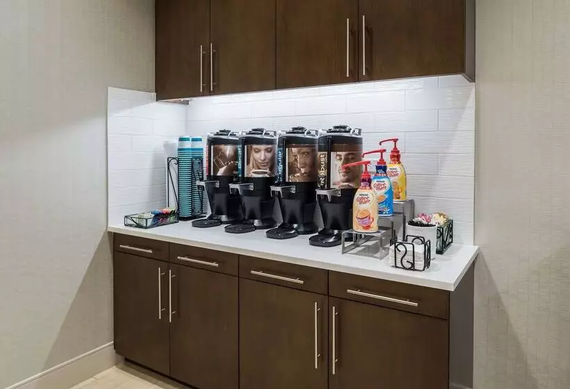 酒店 Homewood Suites By Hilton Miami Dolphin Mall