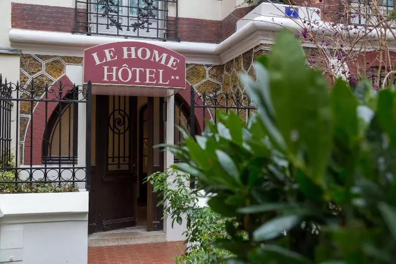 Otel Le Home