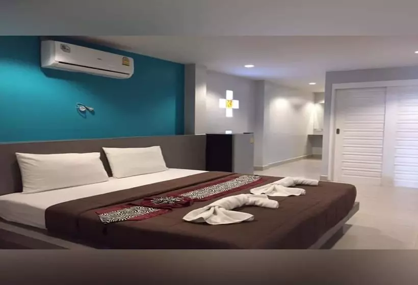 ホテル P.f Mansion