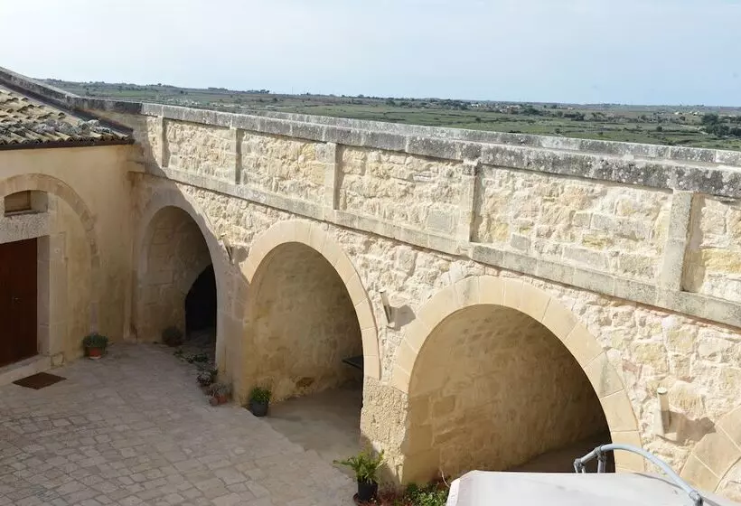 酒店 Relais Cimillà