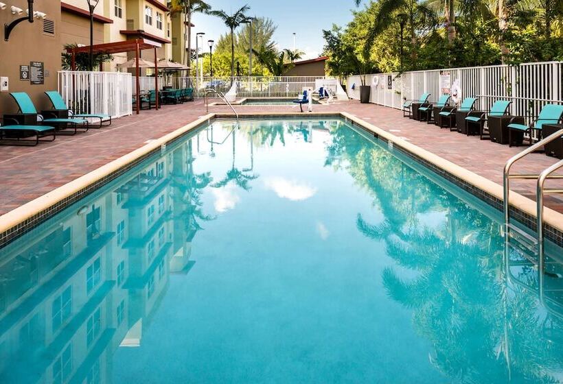 فندق Residence Inn By Marriott Miami West/fl Turnpike